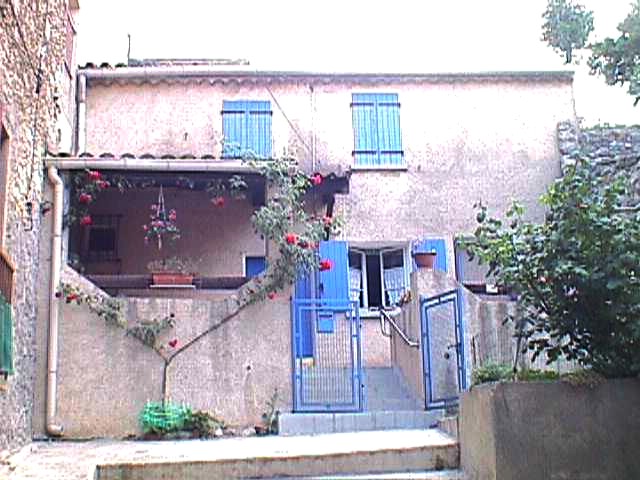 Cliquez sur la photo pour voir d'autres images.